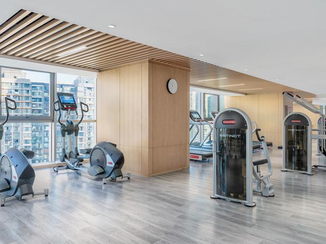 假日酒店健身房收费吗？-第1张图片-德高鼎泰便民中心