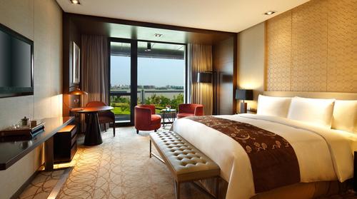 徐州皇冠夏日酒店预订有什么优惠或注意事项？-第2张图片-德高鼎泰便民中心