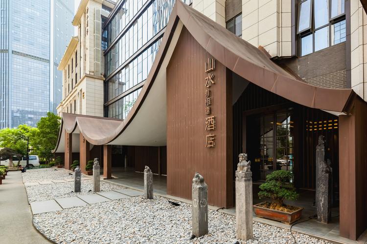 武汉周边山上酒店怎么选？-第1张图片-德高鼎泰便民中心