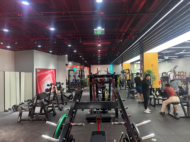 新乡浩尔斯健身房黄冈有何特色？-第2张图片-德高鼎泰便民中心