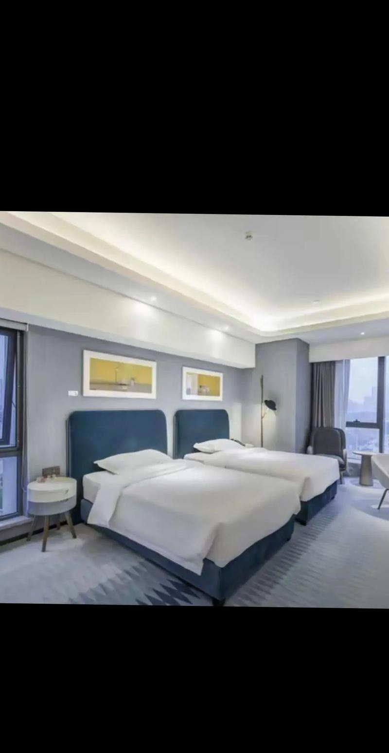 新乡左右连锁酒店怎么预订最优惠？-第1张图片-德高鼎泰便民中心