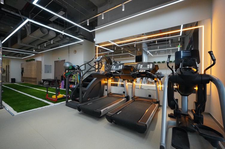 hot健身私教工作室-第2张图片-德高鼎泰便民中心