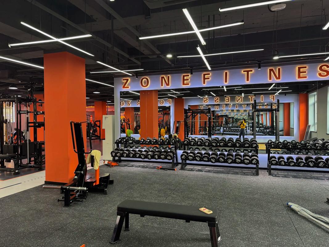 保定大鲨鱼健身多少钱-第1张图片-德高鼎泰便民中心