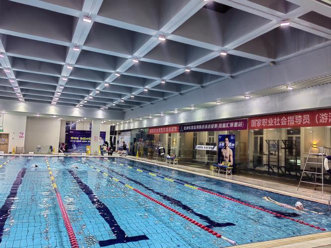 温州健身房哪家带泳池？-第2张图片-德高鼎泰便民中心