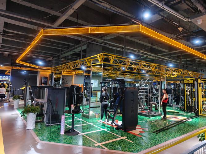 昆明世纪城周边健身房哪家好？-第3张图片-德高鼎泰便民中心