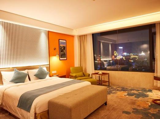 黄山滨江主题酒店怎么预订最划算？-第2张图片-德高鼎泰便民中心