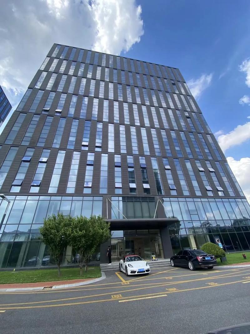 招商局物业成都分公司有何特色？-第2张图片-德高鼎泰便民中心