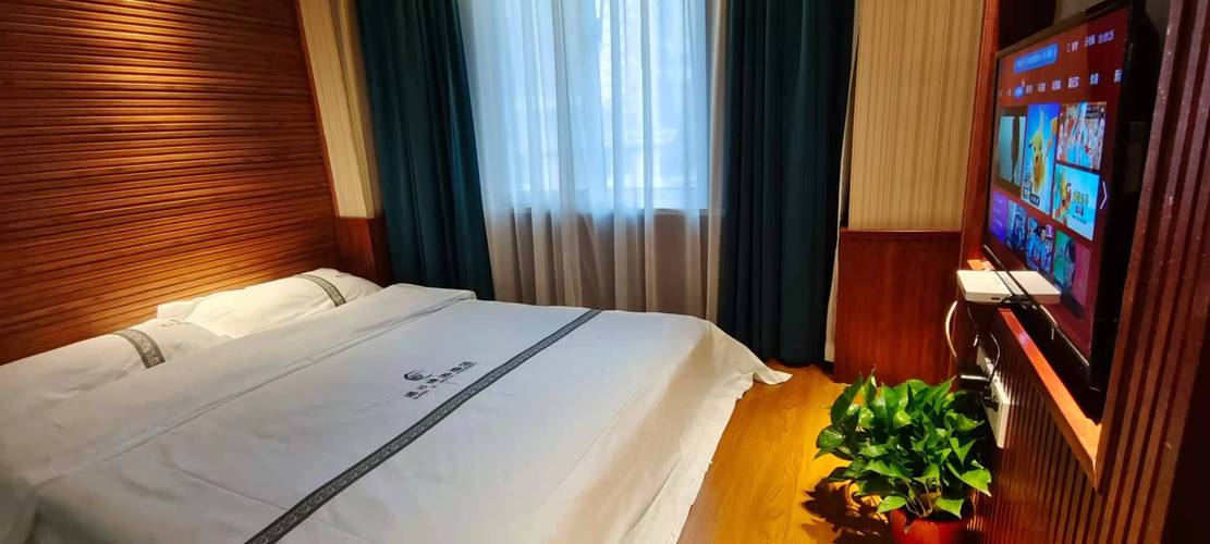 泗洪银河国际酒店怎么预订最划算？-第1张图片-德高鼎泰便民中心