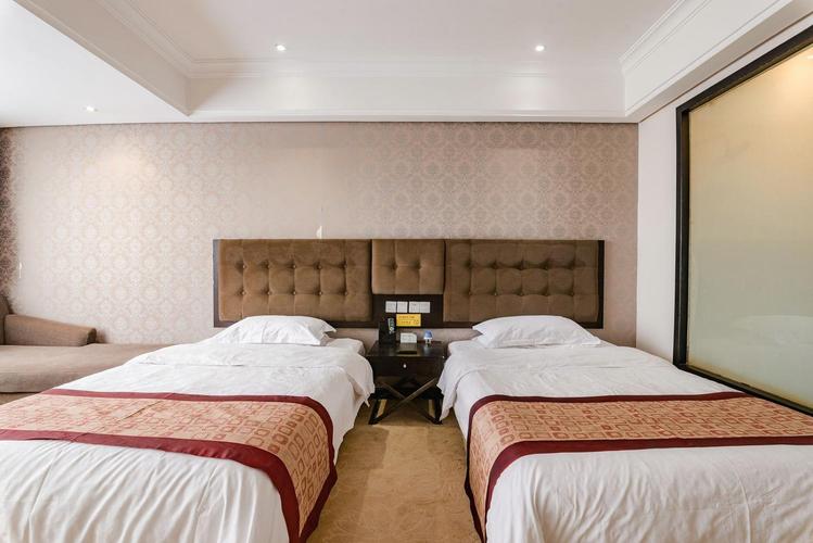 沈丘华丰国际酒店怎么预订最优惠？-第1张图片-德高鼎泰便民中心