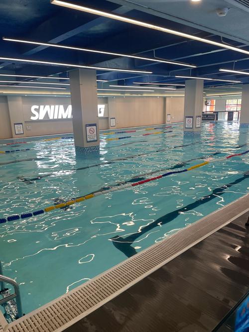 青年时尚游泳健身会所-第1张图片-德高鼎泰便民中心