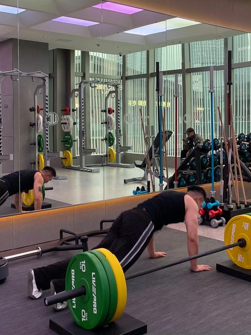 杭州明豪国际酒店健身-第1张图片-德高鼎泰便民中心