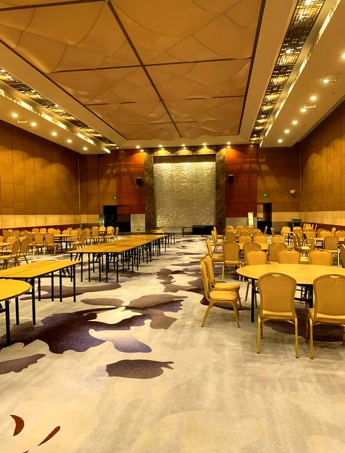 巴黎春天婚礼酒店怎么预订最划算？-第2张图片-德高鼎泰便民中心