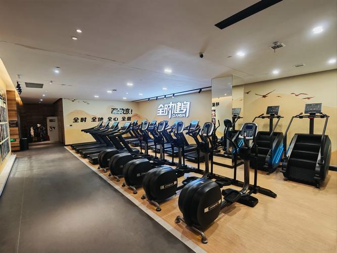 保定秀兰饭店健身中心有哪些设施与服务？-第2张图片-德高鼎泰便民中心