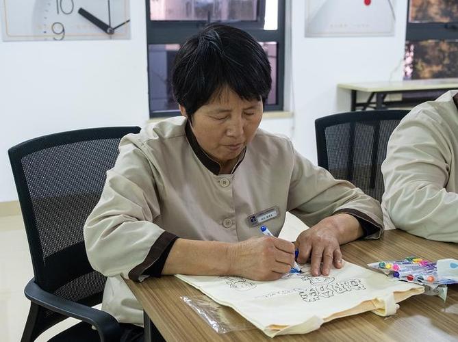 河南圆方物业保洁培训有何独特之处？-第1张图片-德高鼎泰便民中心