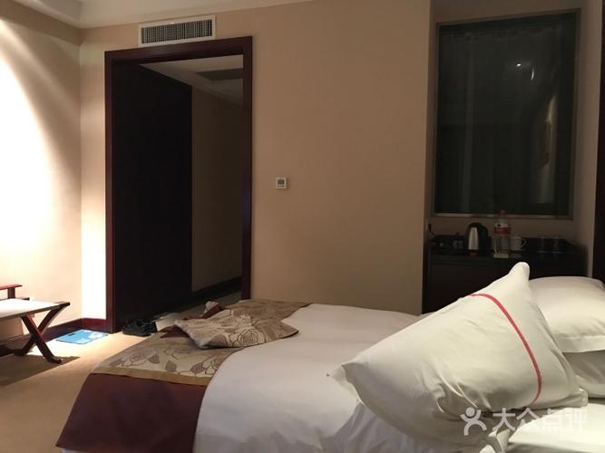 择邻山庄健身会所电话是多少？-第2张图片-德高鼎泰便民中心