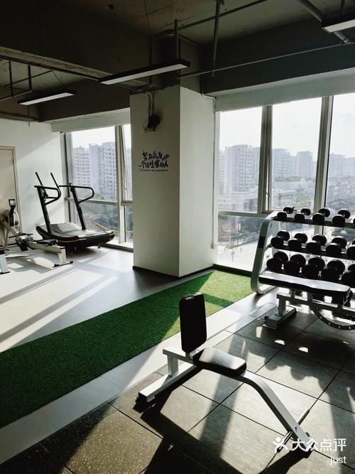 成都奥克斯广场健身怎么样？-第1张图片-德高鼎泰便民中心