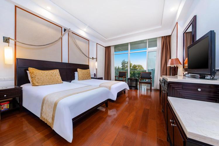 武汉东湖景观酒店怎么预订最划算？-第2张图片-德高鼎泰便民中心