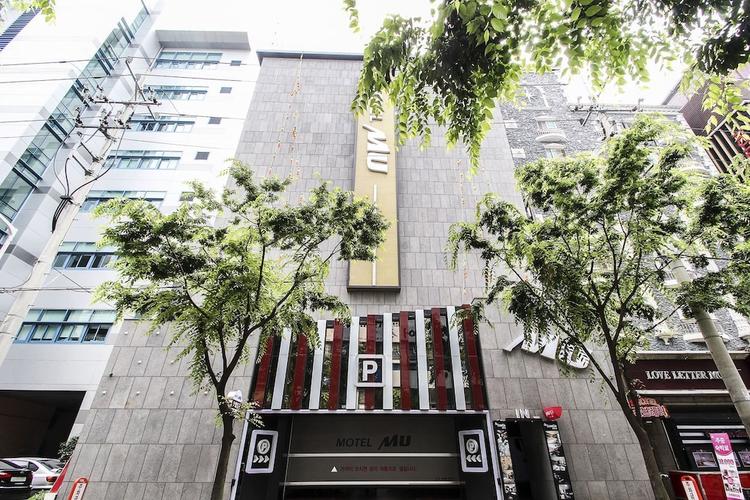 天津华明婚庆酒店预订-第3张图片-德高鼎泰便民中心