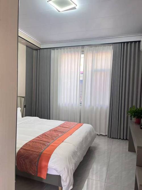 关山山顶附近酒店怎么选？-第1张图片-德高鼎泰便民中心