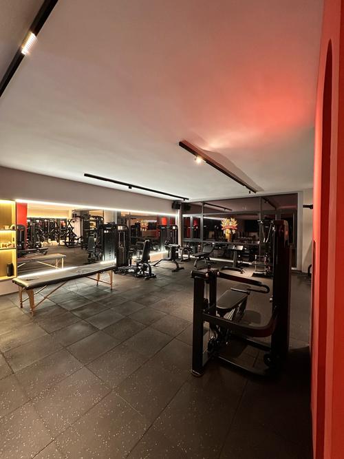 深圳湾体育中心健身房怎么样？-第1张图片-德高鼎泰便民中心