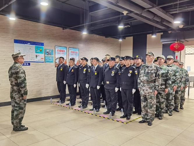 物业保安为何要搞军事队列培训？-第1张图片-德高鼎泰便民中心