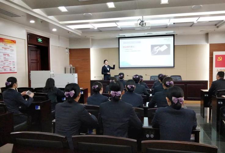 物业客服需哪些核心培训？-第3张图片-德高鼎泰便民中心