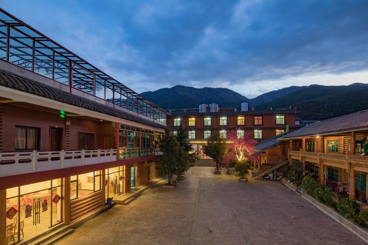 泸沽湖附近酒店怎么选？预订要注意什么？-第1张图片-德高鼎泰便民中心