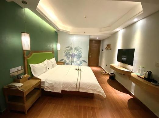 日月广场周边酒店怎么选最划算？-第1张图片-德高鼎泰便民中心