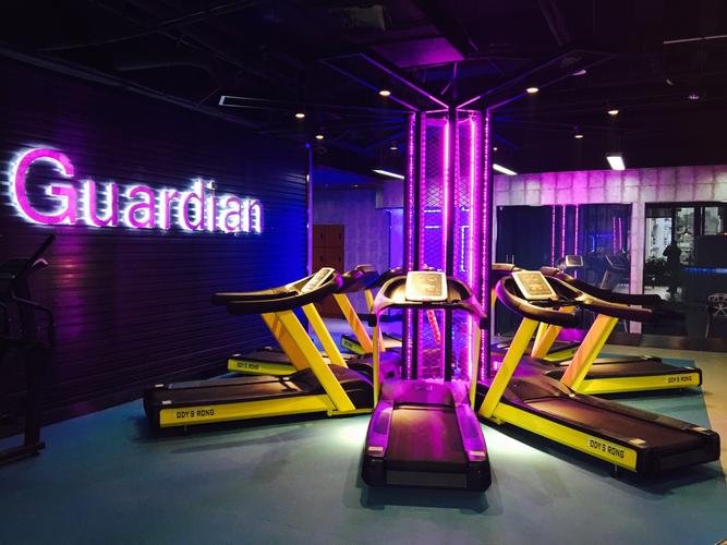 江汉路健身会所守护者是谁？-第1张图片-德高鼎泰便民中心