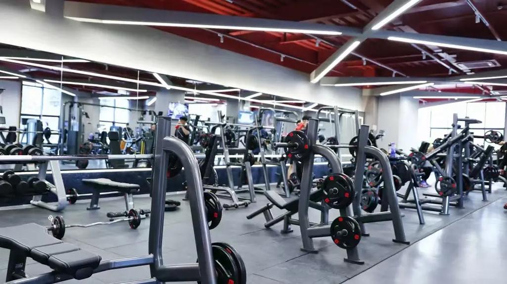 阿比克健身会所终身卡，值不值得买？-第1张图片-德高鼎泰便民中心