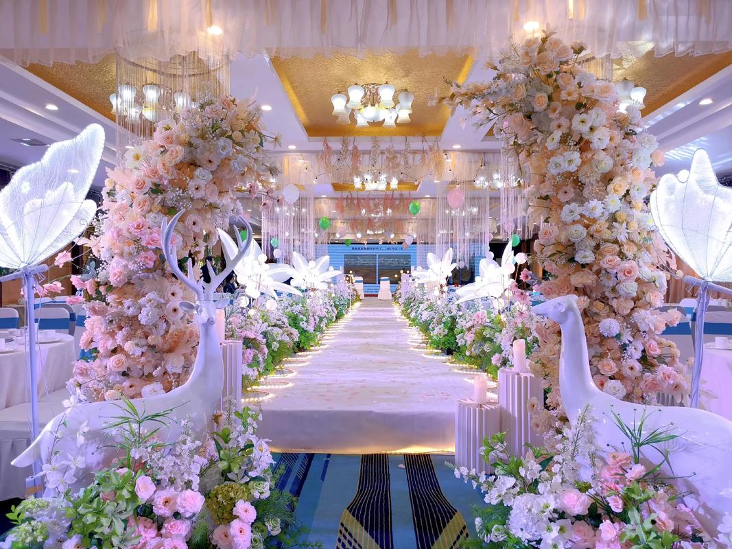 婚宴场地酒店怎么选？预订要注意什么？-第2张图片-德高鼎泰便民中心