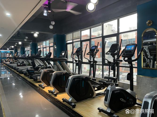 东莞大朗大润发健身房-第1张图片-德高鼎泰便民中心