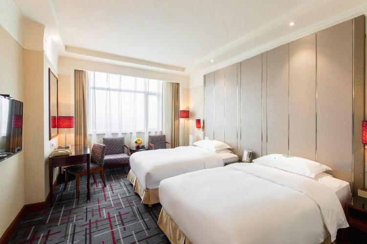 包头宾馆附近酒店怎么订最划算？-第1张图片-德高鼎泰便民中心