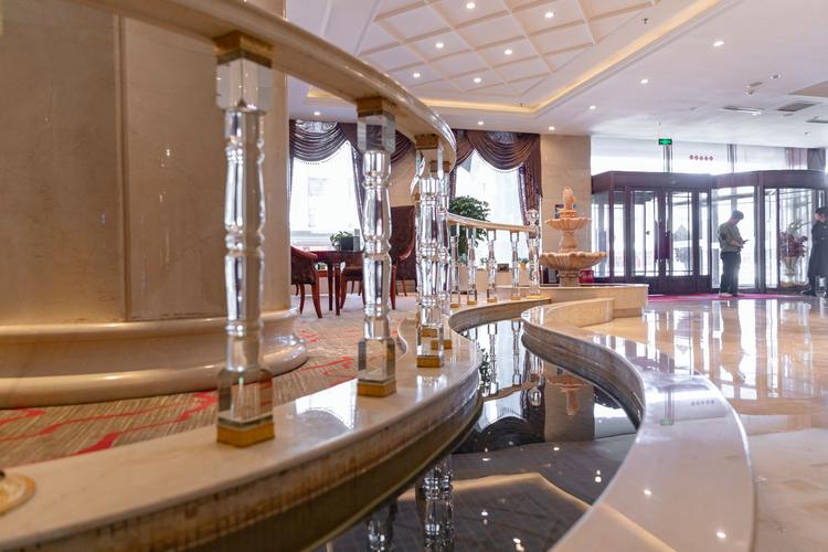 沈阳喜悦婚庆酒店怎么预订最划算？-第3张图片-德高鼎泰便民中心