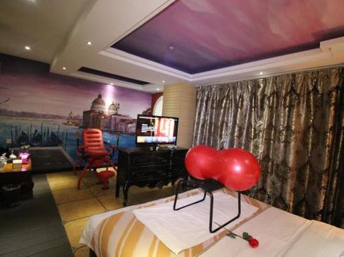 吉安情趣主题酒店怎么预订？-第1张图片-德高鼎泰便民中心