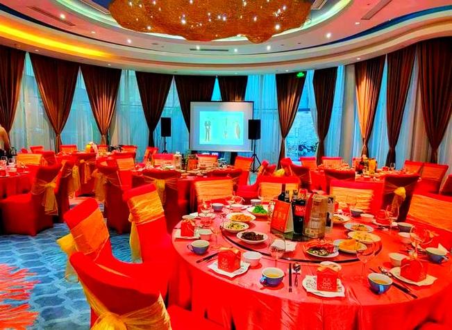 青岛王朝酒店婚宴怎么预订？-第1张图片-德高鼎泰便民中心