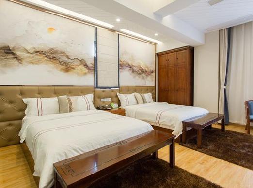 自贡南湖印象酒店怎么预订最划算？-第1张图片-德高鼎泰便民中心