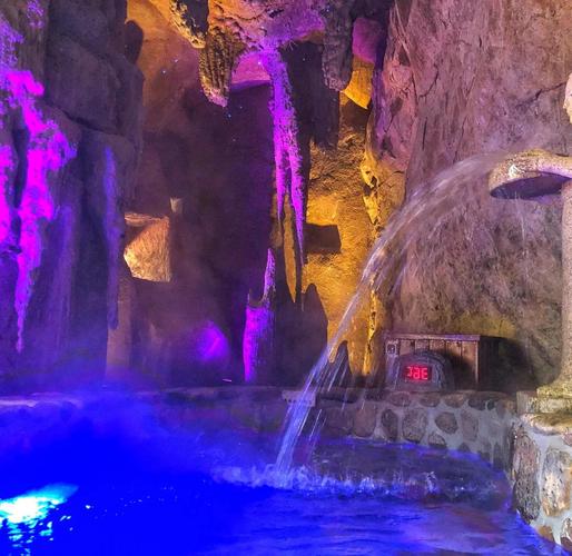 鞍山别墅温泉酒店怎么预订最优惠？-第2张图片-德高鼎泰便民中心