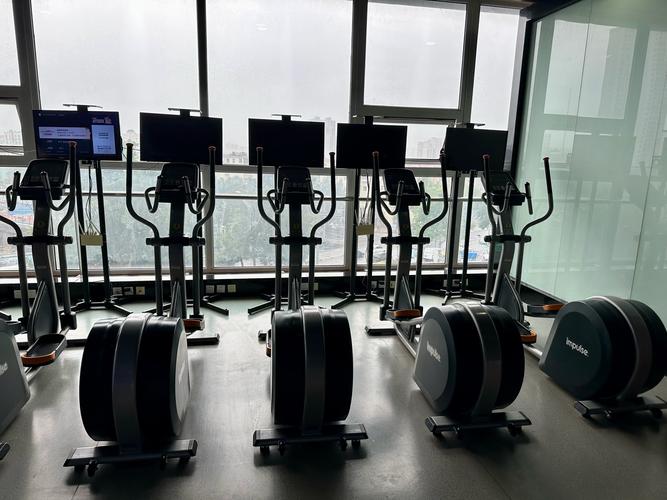 呼和浩特英派斯健身房怎么样？-第3张图片-德高鼎泰便民中心