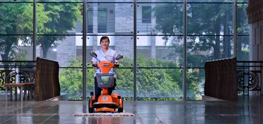 成都华玮物业怎么样？-第1张图片-德高鼎泰便民中心