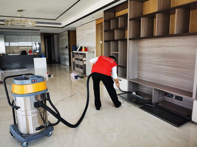 物业管理公司具体负责哪些工作？-第1张图片-德高鼎泰便民中心