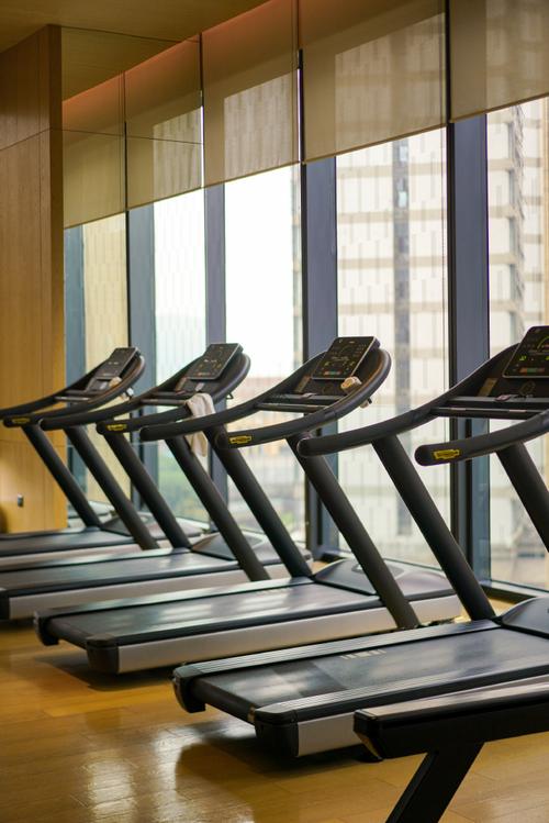 苏州万怡酒店健身中心有何特色与设施？-第1张图片-德高鼎泰便民中心
