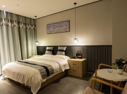 深圳平湖浪漫酒店怎么选最划算？-第2张图片-德高鼎泰便民中心