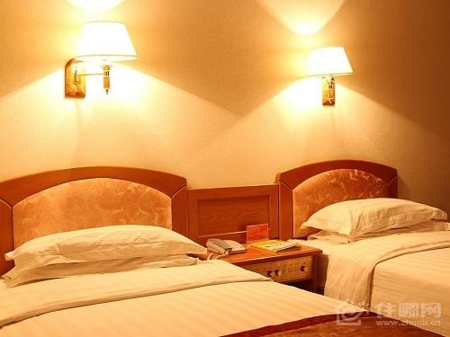 深圳敦煌大厦酒店预订怎么选最划算？-第2张图片-德高鼎泰便民中心