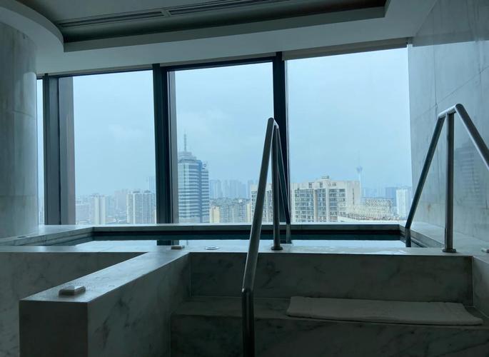 北京丽思卡尔顿健身房怎么样？-第1张图片-德高鼎泰便民中心