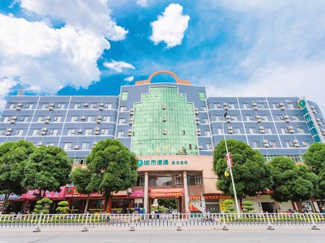 玉林容县附近酒店怎么选？-第1张图片-德高鼎泰便民中心