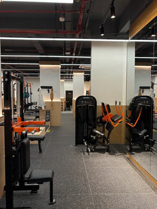 邯郸新世纪健身房价格是多少？-第1张图片-德高鼎泰便民中心