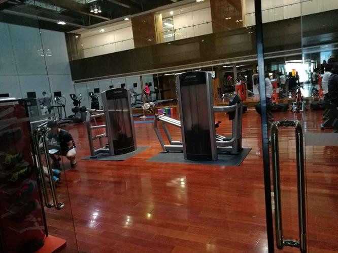 金融街洲际酒店健身房设施如何？-第1张图片-德高鼎泰便民中心