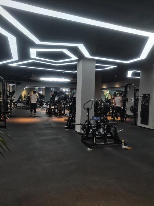 西宁宾馆健身房叫什么名字？-第1张图片-德高鼎泰便民中心