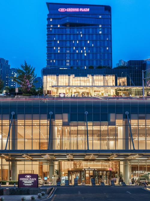 成都温江广场酒店怎么预订最优惠？-第1张图片-德高鼎泰便民中心